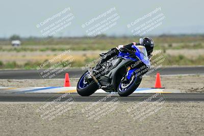 media/Apr-18-2025-TrackDaz (Fri) [[45f5874c44]]/C Group/Session 1 (Turn 7)/